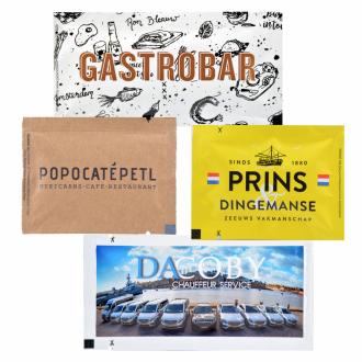 extra zachte verfrissende vochtige doekjes met logo full colour bedrukt vanaf 1.000 stuks